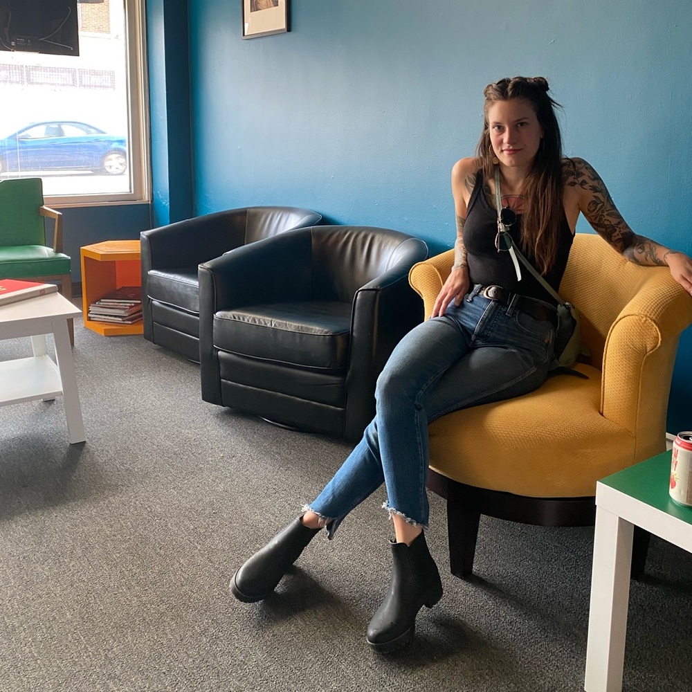 Meet your Posher, Kaitlin